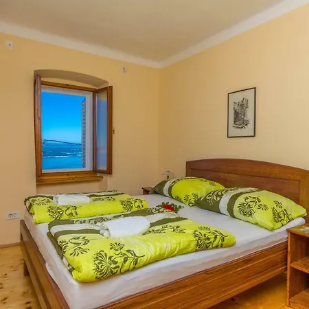 Ivana 1903 Villa
